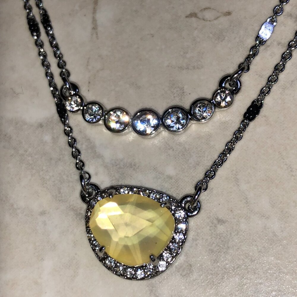 CHLOE + ISABEL Solaris Layered Crystal Pendant Necklace - N037